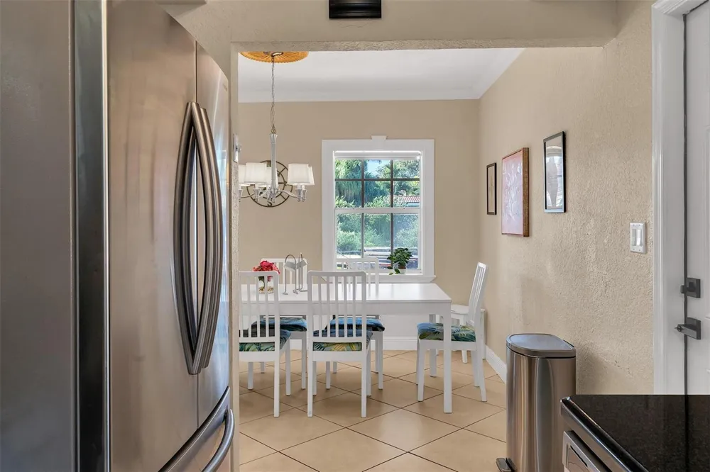 3221 Seaward Drive Lauderdale By The Sea, FL 33062