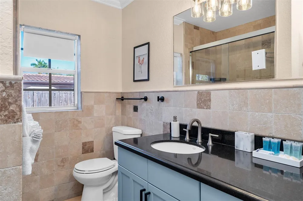 3221 Seaward Drive Lauderdale By The Sea, FL 33062