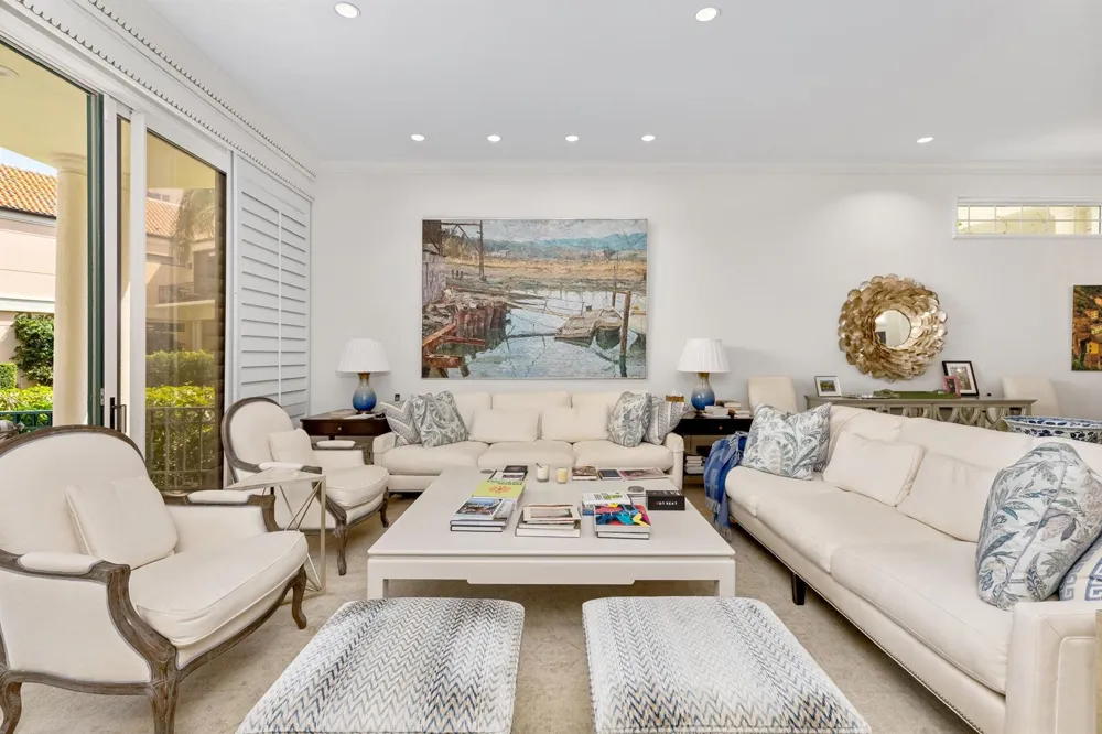 307 Everglade Avenue Palm Beach, FL 33480