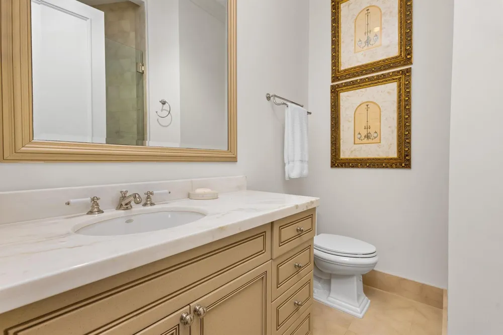 307 Everglade Avenue Palm Beach, FL 33480
