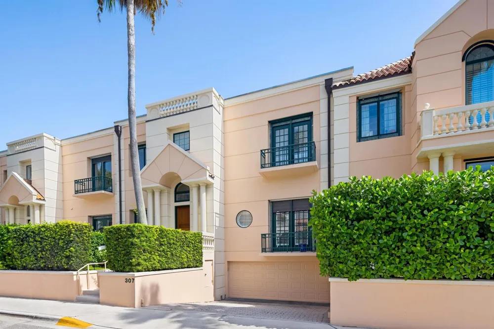 307 Everglade Avenue Palm Beach, FL 33480