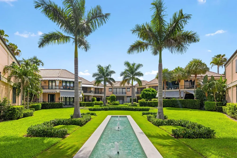 307 Everglade Avenue Palm Beach, FL 33480