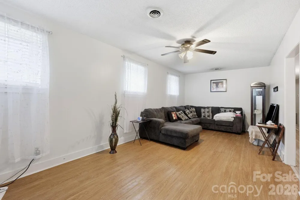 401 Grant Street Spencer, NC 28027