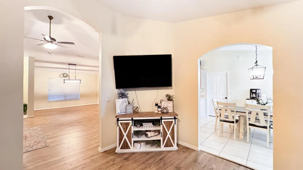 9134 Oviedo Street Sebring, FL 33872