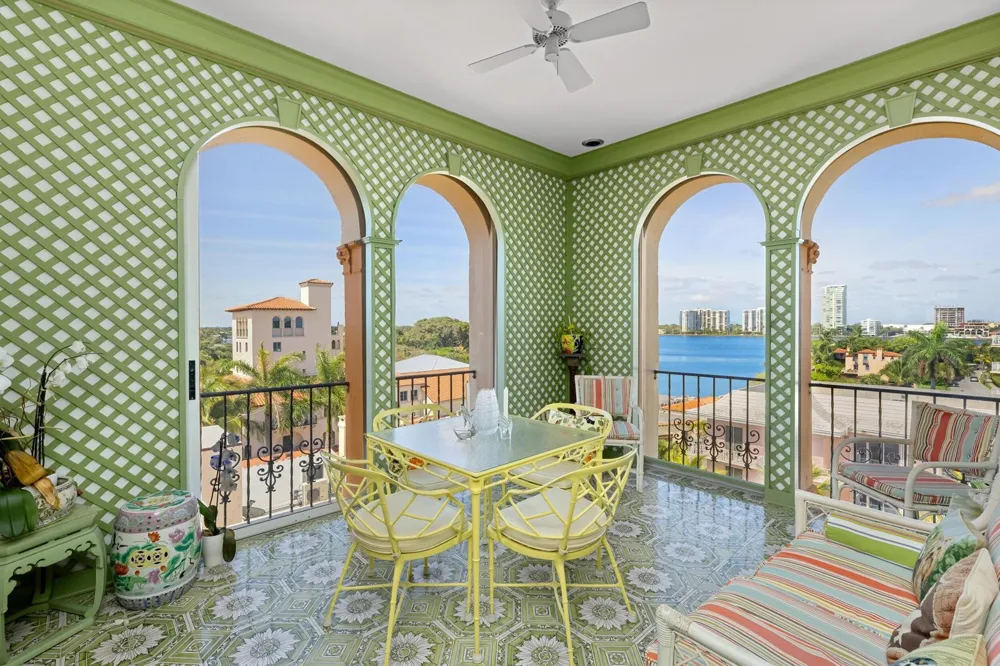 9 Via Parigi Palm Beach, FL 33480