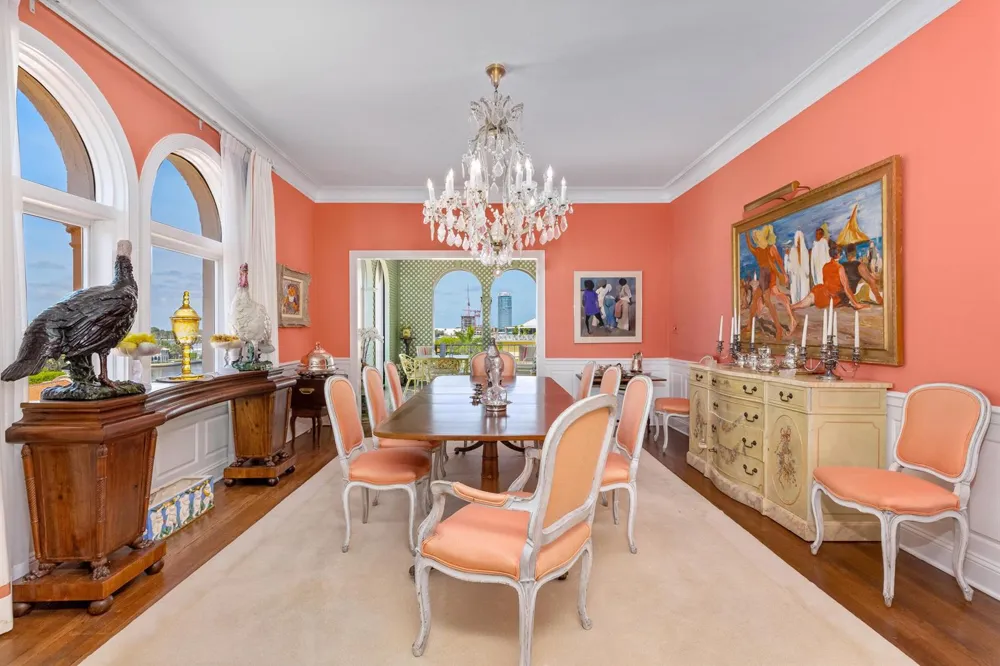 9 Via Parigi Palm Beach, FL 33480