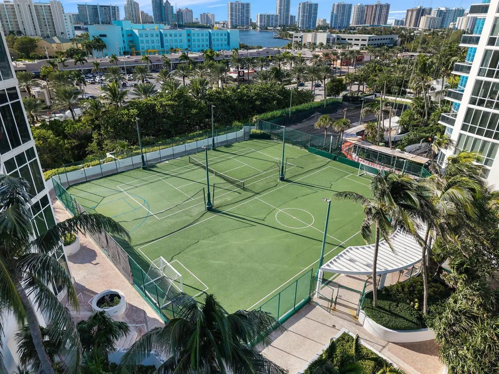 18101 Collins Avenue #801 Sunny Isles Beach, FL 33160