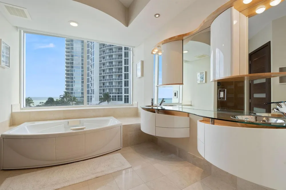 18101 Collins Avenue #801 Sunny Isles Beach, FL 33160
