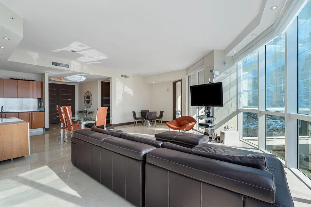 18101 Collins Avenue #801 Sunny Isles Beach, FL 33160