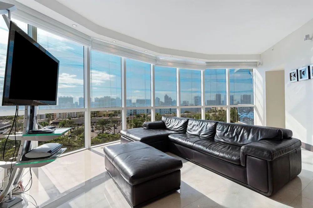 18101 Collins Avenue #801 Sunny Isles Beach, FL 33160