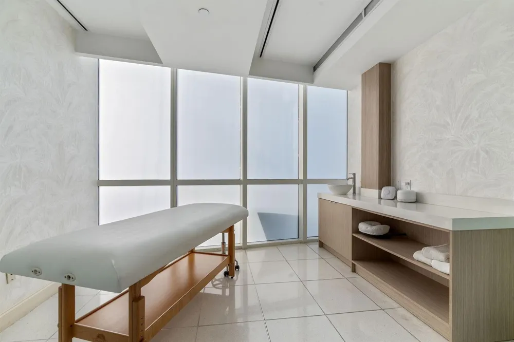 18101 Collins Avenue #801 Sunny Isles Beach, FL 33160