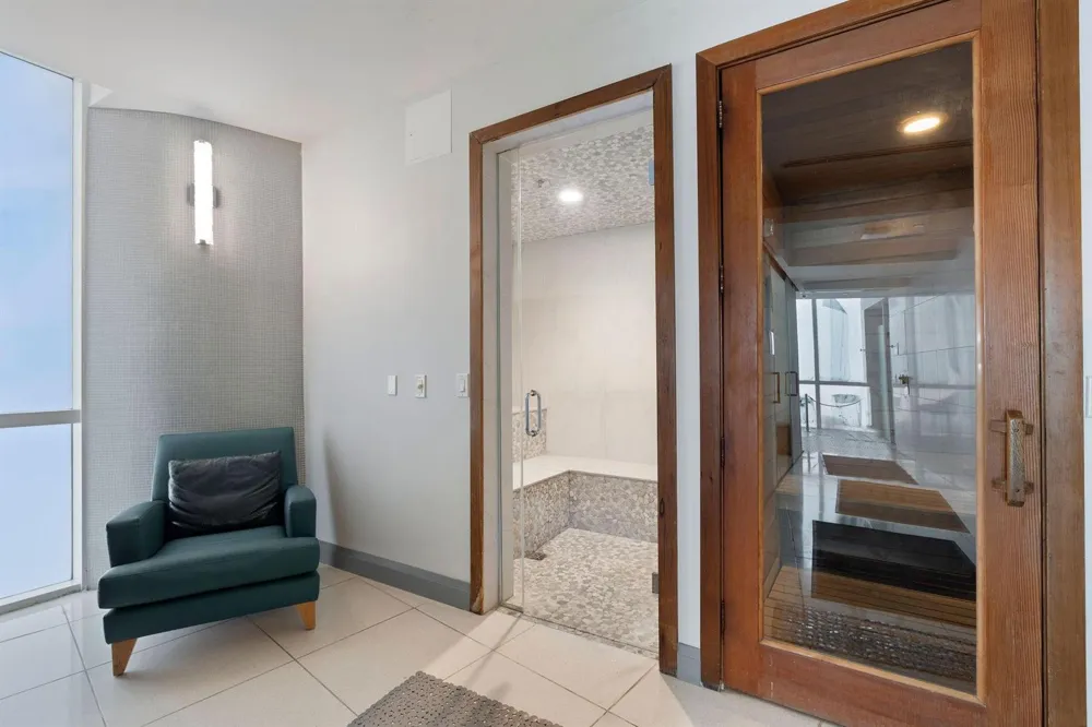 18101 Collins Avenue #801 Sunny Isles Beach, FL 33160