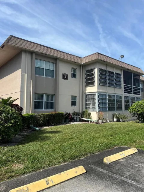 504 Davis Road #95