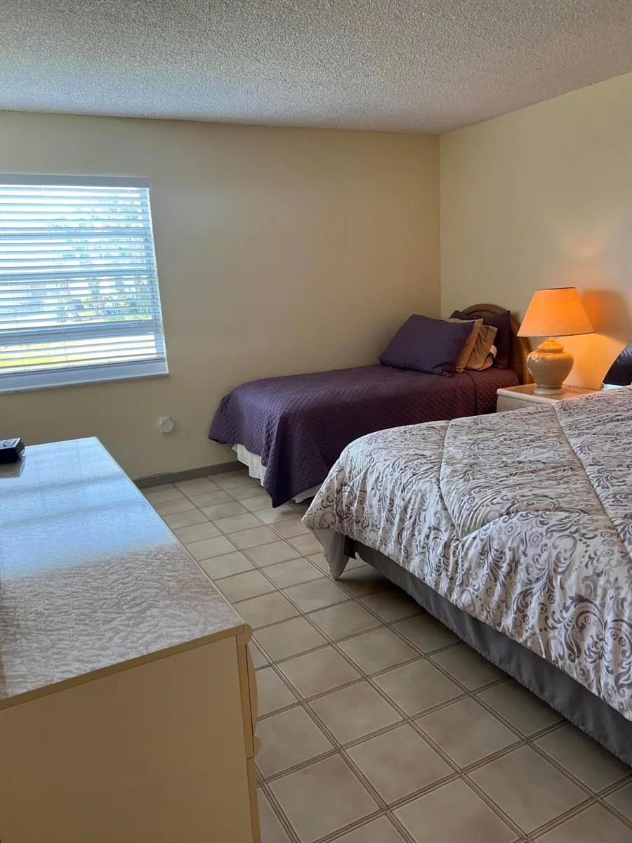 504 Davis Road #95 Palm Springs, FL 33461