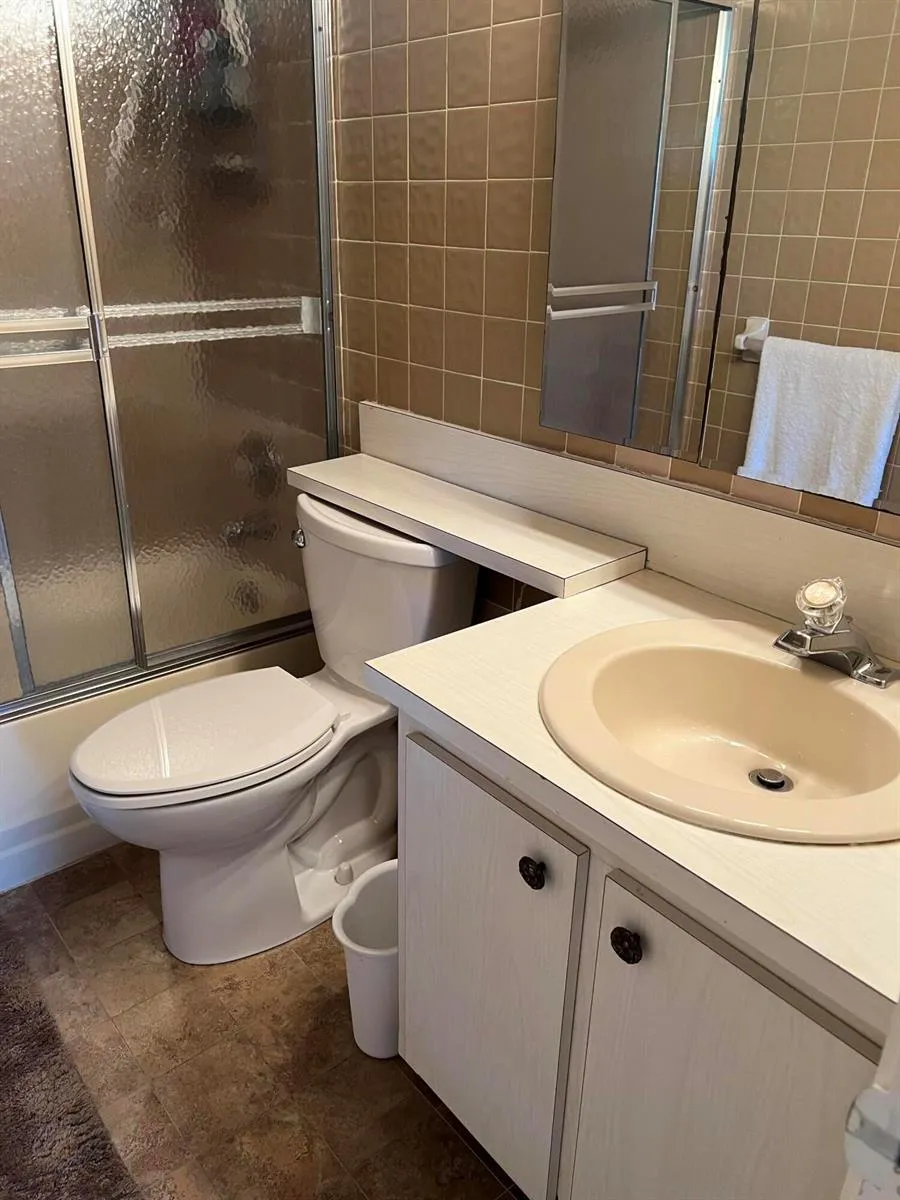 504 Davis Road #95 Palm Springs, FL 33461