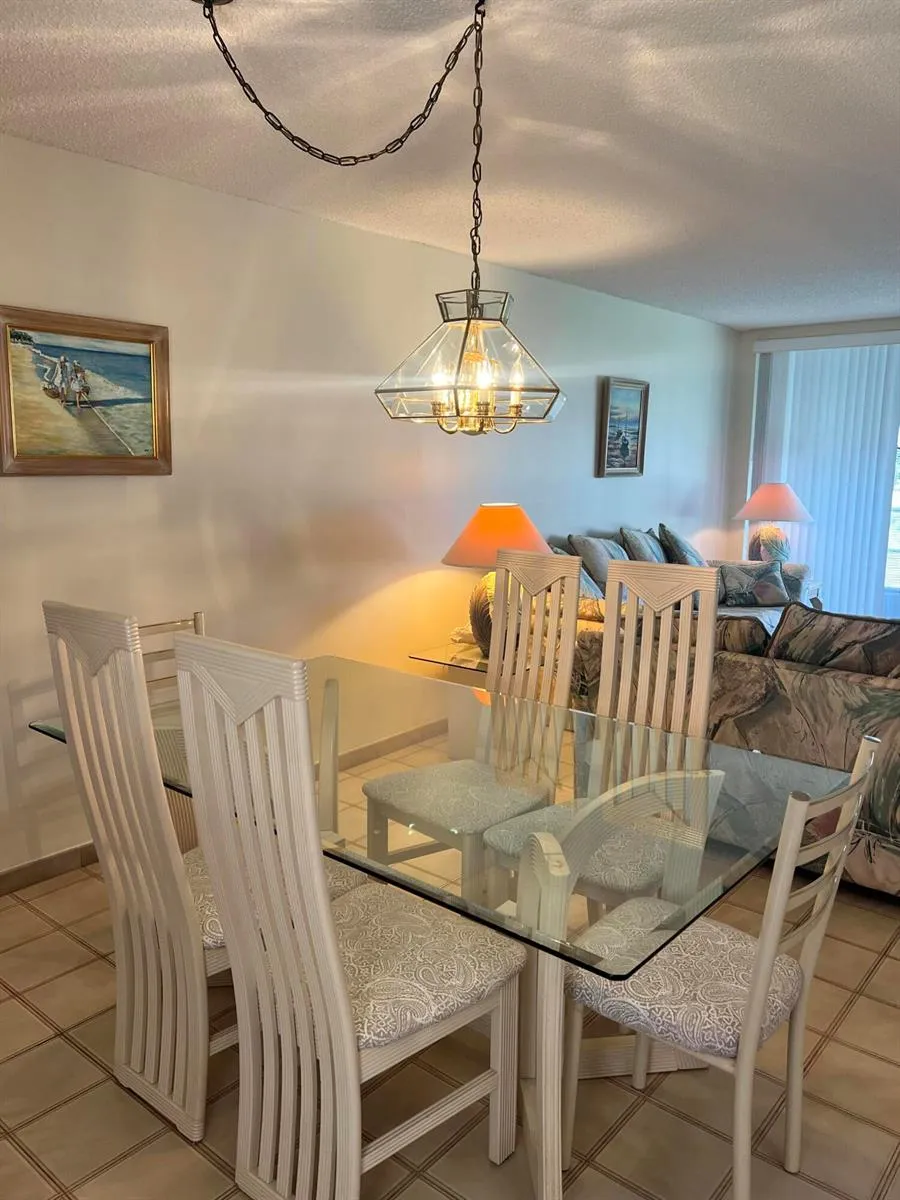 504 Davis Road #95 Palm Springs, FL 33461