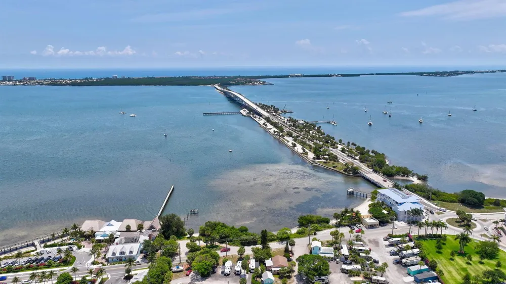 3837 NE Melba Drive Jensen Beach, FL 34957