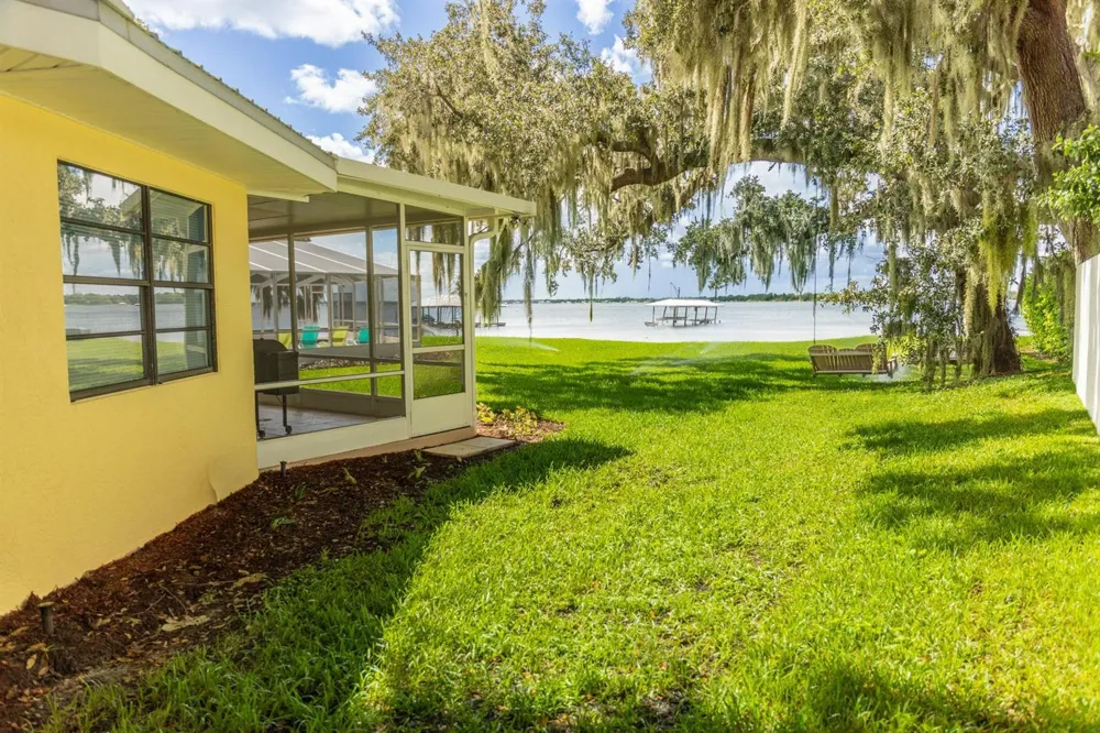 131 Sunset Drive Lake Placid, FL 33852
