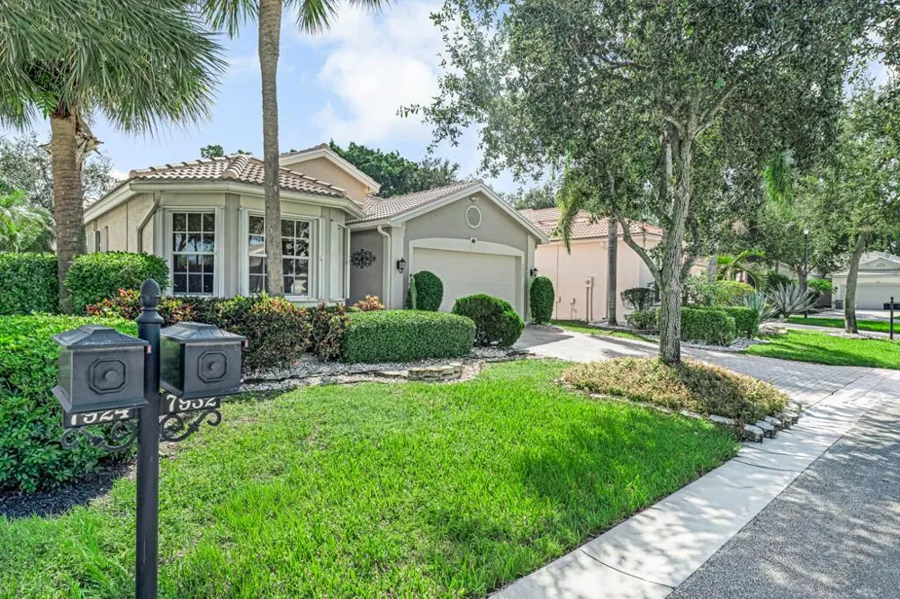 7932 Seagrape Shores Drive Lake Worth, FL 33467