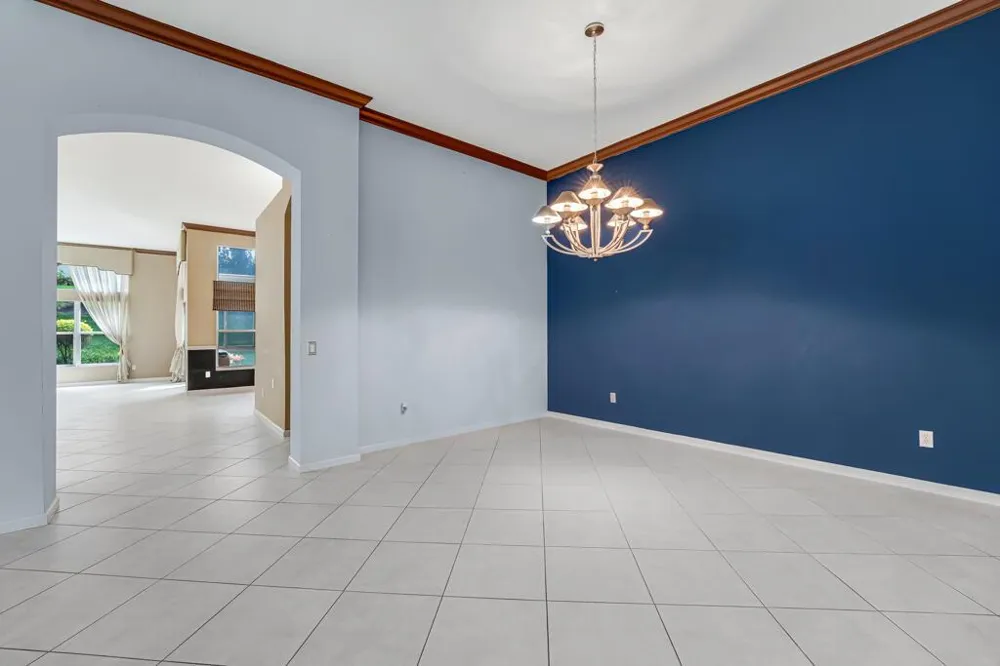 7932 Seagrape Shores Drive Lake Worth, FL 33467