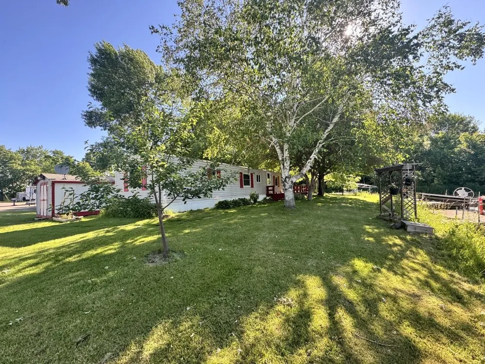 39546 E Moose Lane Wahkon, MN 56386