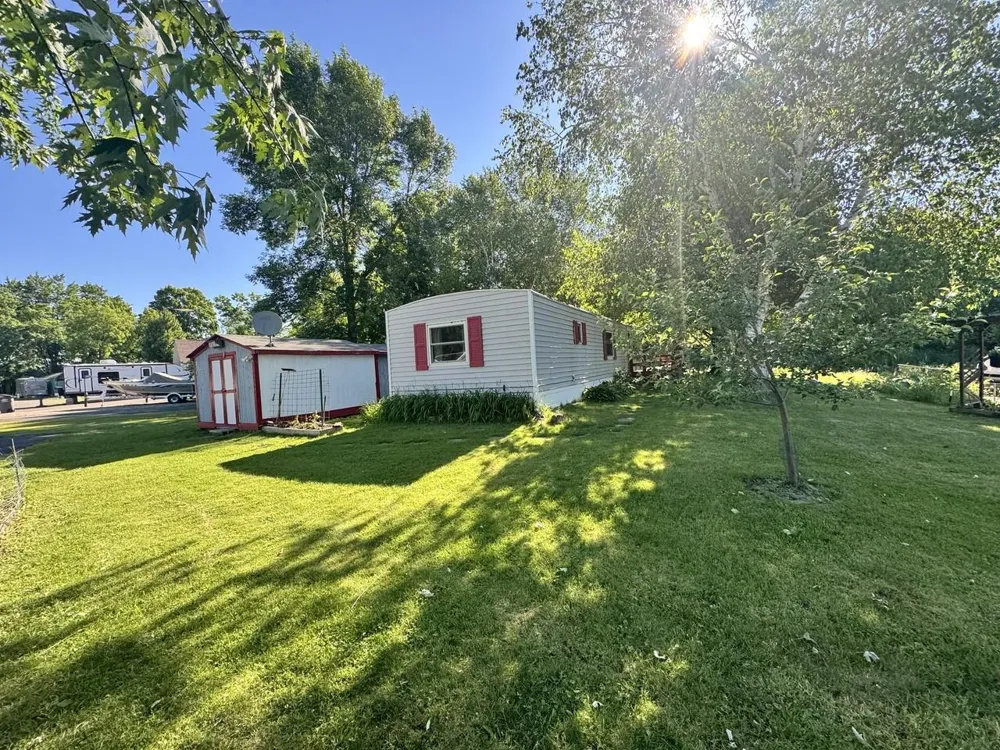 39546 E Moose Lane Wahkon, MN 56386