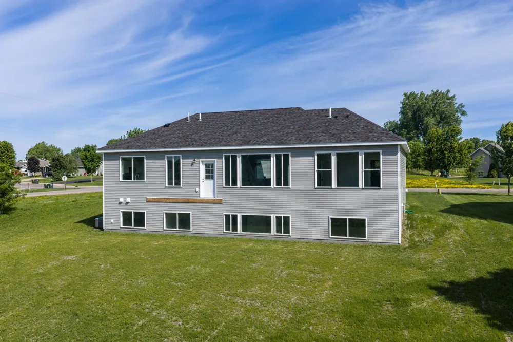 100 Schwinghammer Drive Albany, MN 56307
