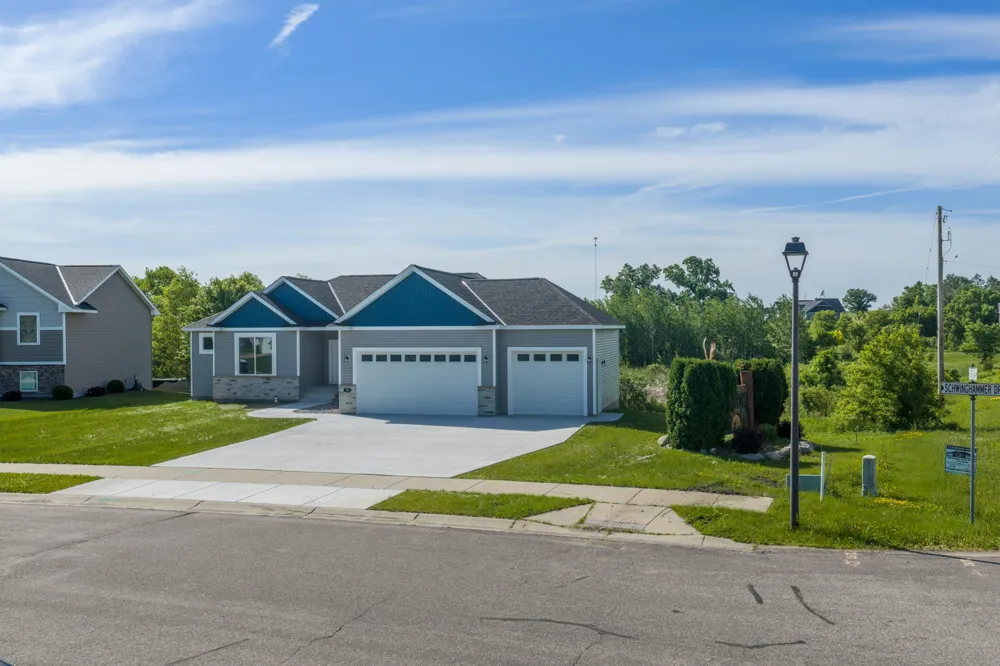 100 Schwinghammer Drive Albany, MN 56307