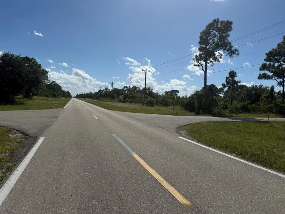 627 Columbus Boulevard S Lehigh Acres, FL 33974
