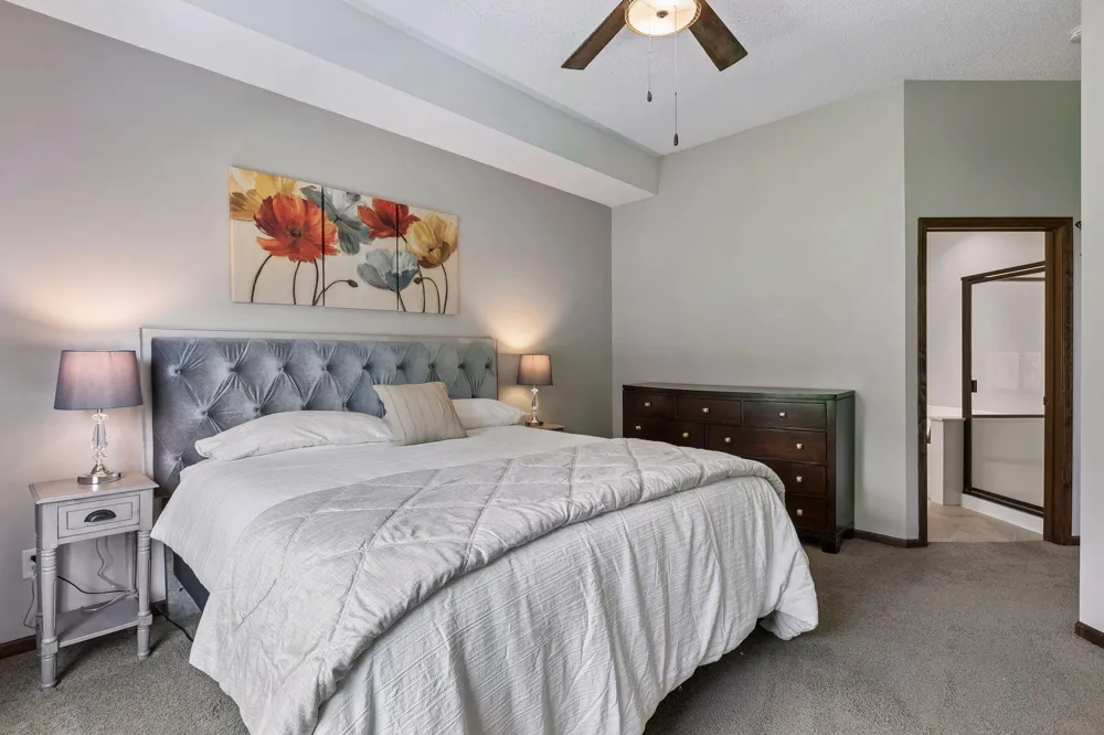 1256 County Road D E #101 Maplewood, MN 55109