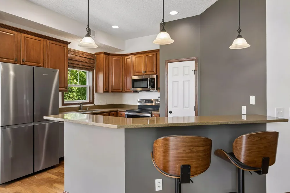 1256 County Road D E #101 Maplewood, MN 55109