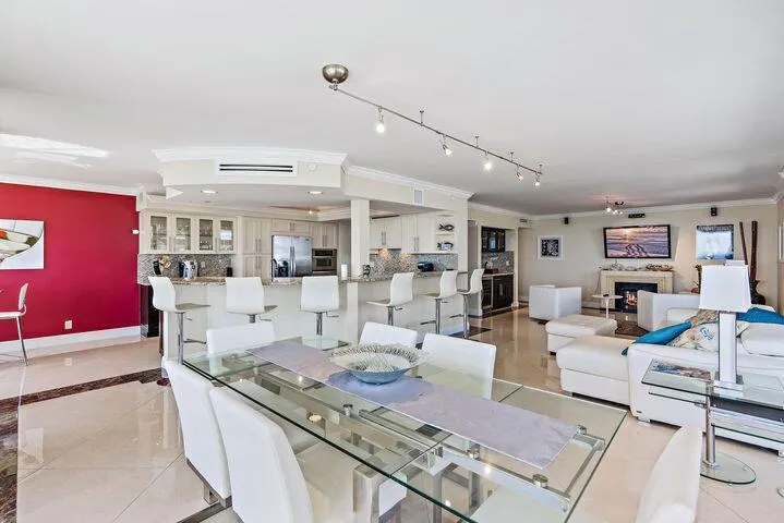 3560 S Ocean Boulevard #200 South Palm Beach, FL 33480