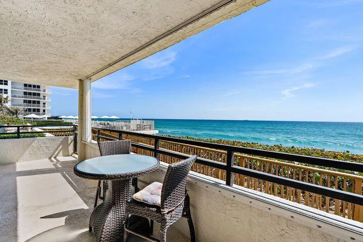 3560 S Ocean Boulevard #200 South Palm Beach, FL 33480
