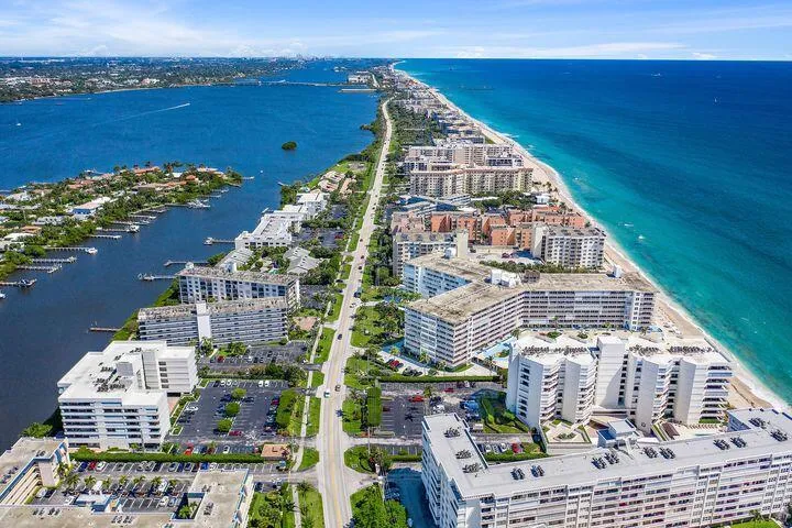 3560 S Ocean Boulevard #200 South Palm Beach, FL 33480