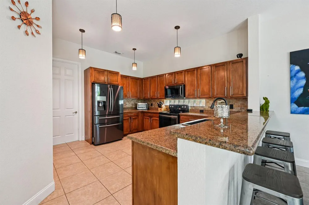 553 Gazetta Way West Palm Beach, FL 33413