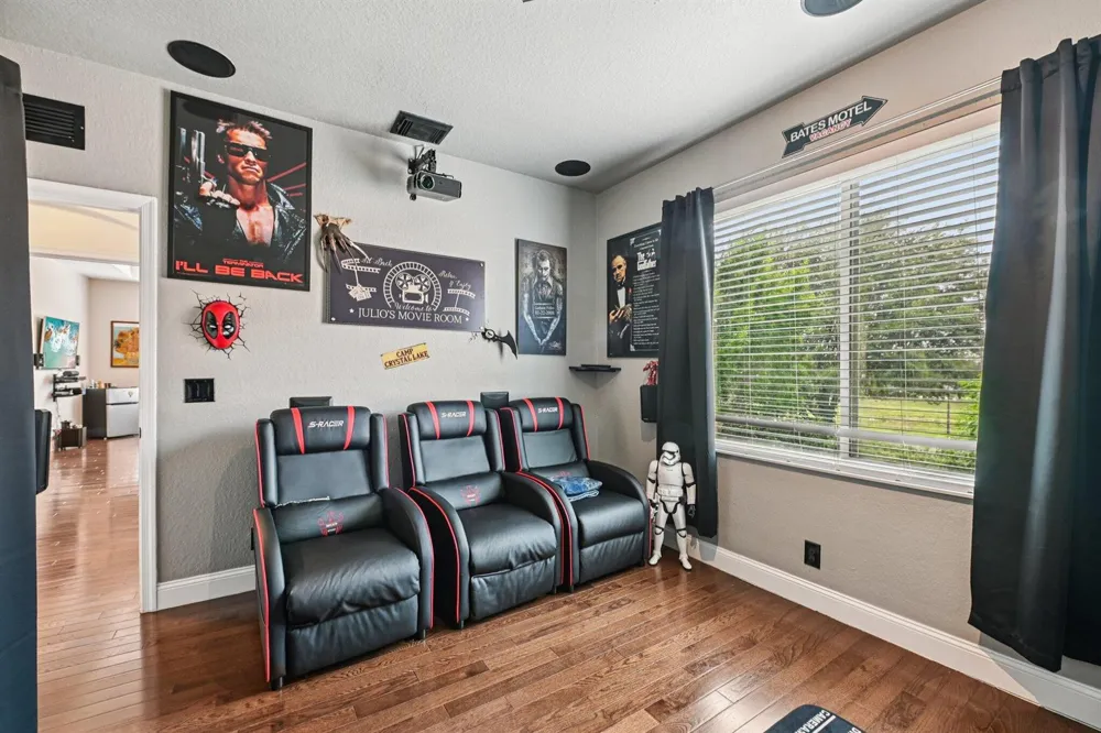 553 Gazetta Way West Palm Beach, FL 33413