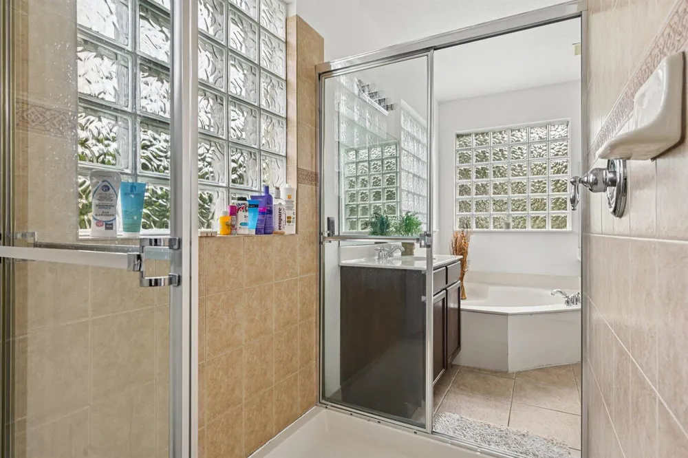 553 Gazetta Way West Palm Beach, FL 33413
