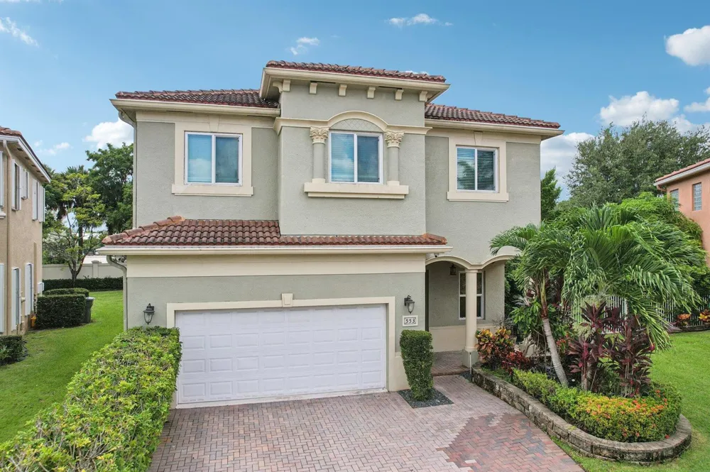 553 Gazetta Way West Palm Beach, FL 33413