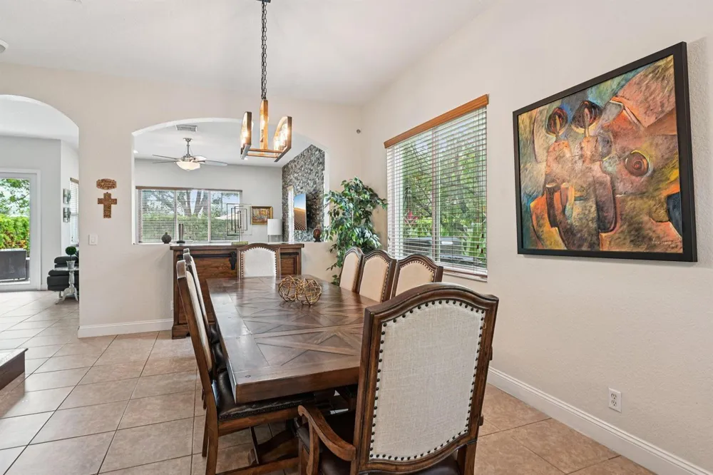 553 Gazetta Way West Palm Beach, FL 33413