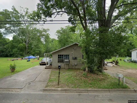 1400 Hernando Drive