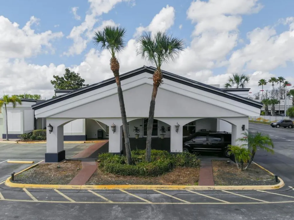 8700 S Orange Blossom Trail Orlando, FL 32809