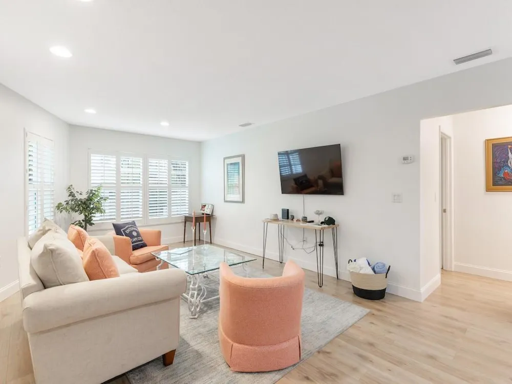 900 Jasmine Lane #10a Vero Beach, FL 32963