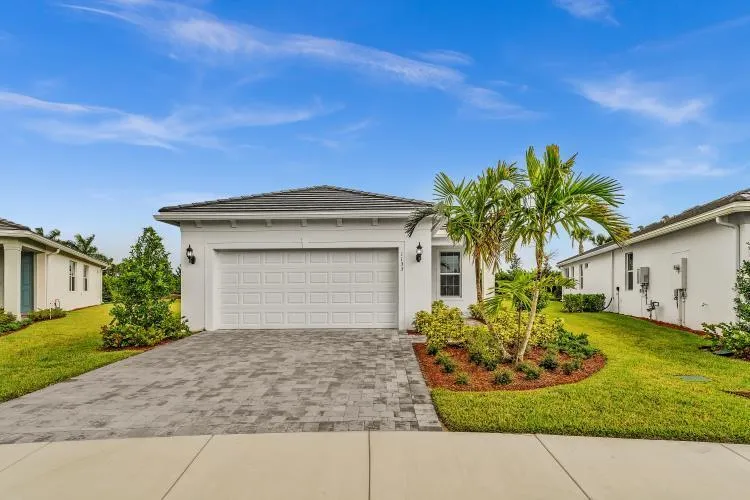 1133 Haven Circle Vero Beach, FL 32960