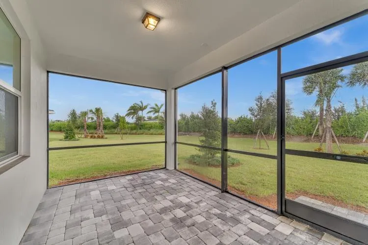 1133 Haven Circle Vero Beach, FL 32960
