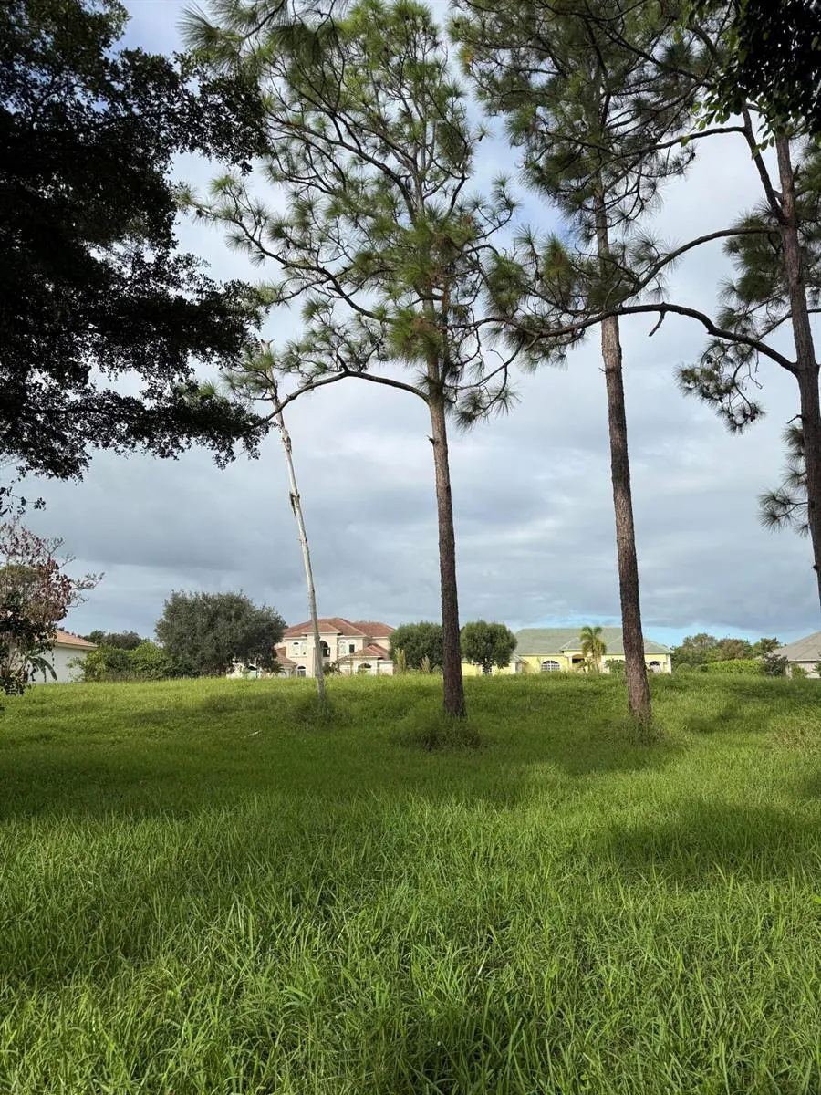 10328 SW Rookery Way Palm City, FL 34990