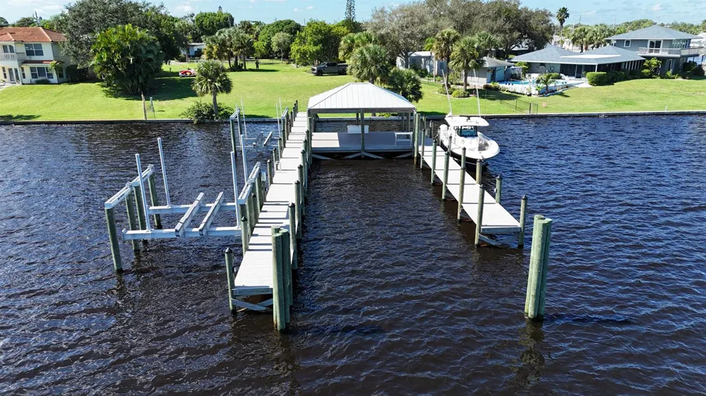 4345 SE Mulford Lane Stuart, FL 34997