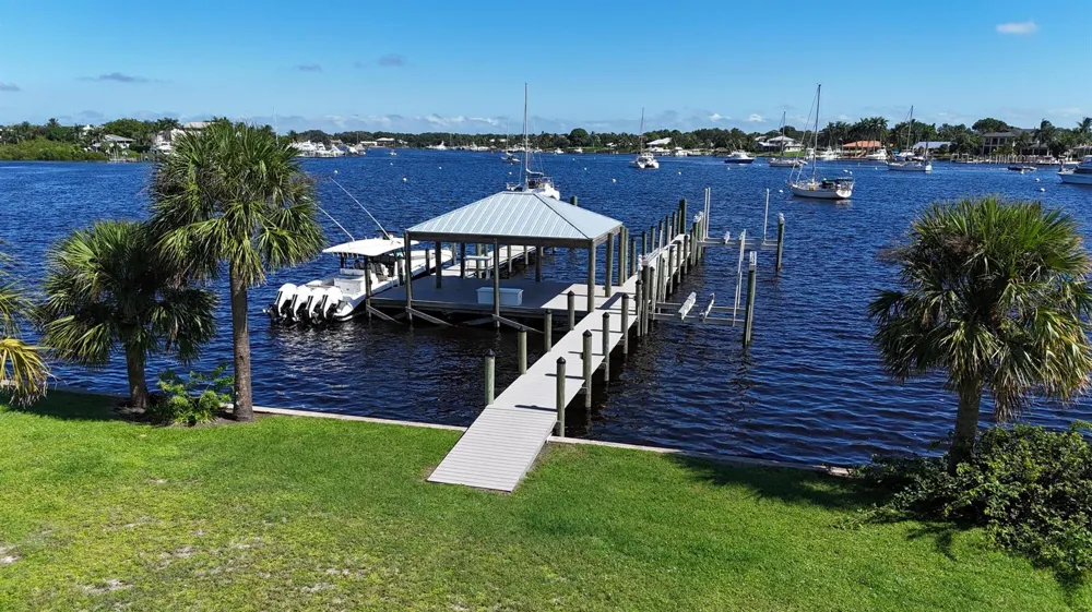 4345 SE Mulford Lane Stuart, FL 34997