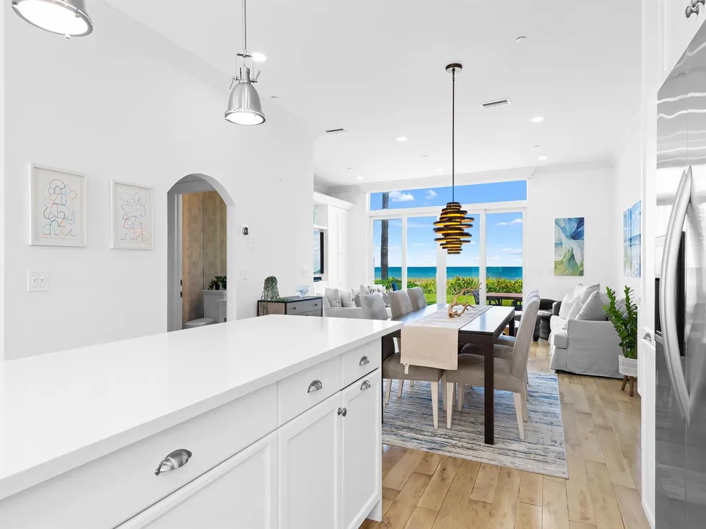 2115 S Ocean Boulevard #10 Delray Beach, FL 33483