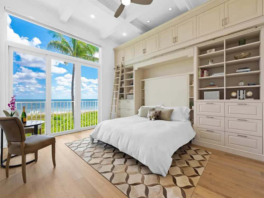 2115 S Ocean Boulevard #10 Delray Beach, FL 33483