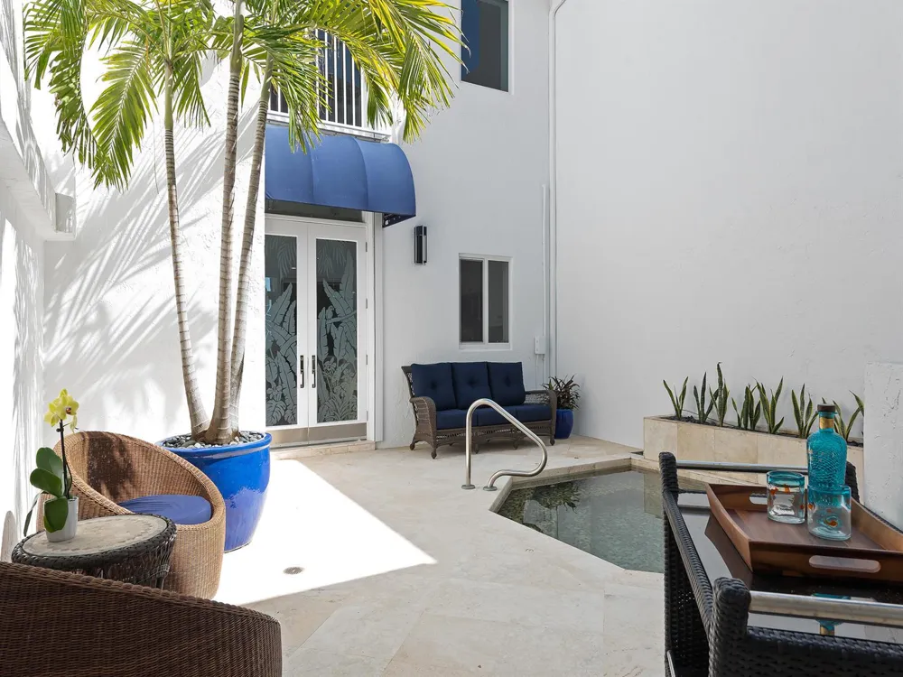 2115 S Ocean Boulevard #10 Delray Beach, FL 33483